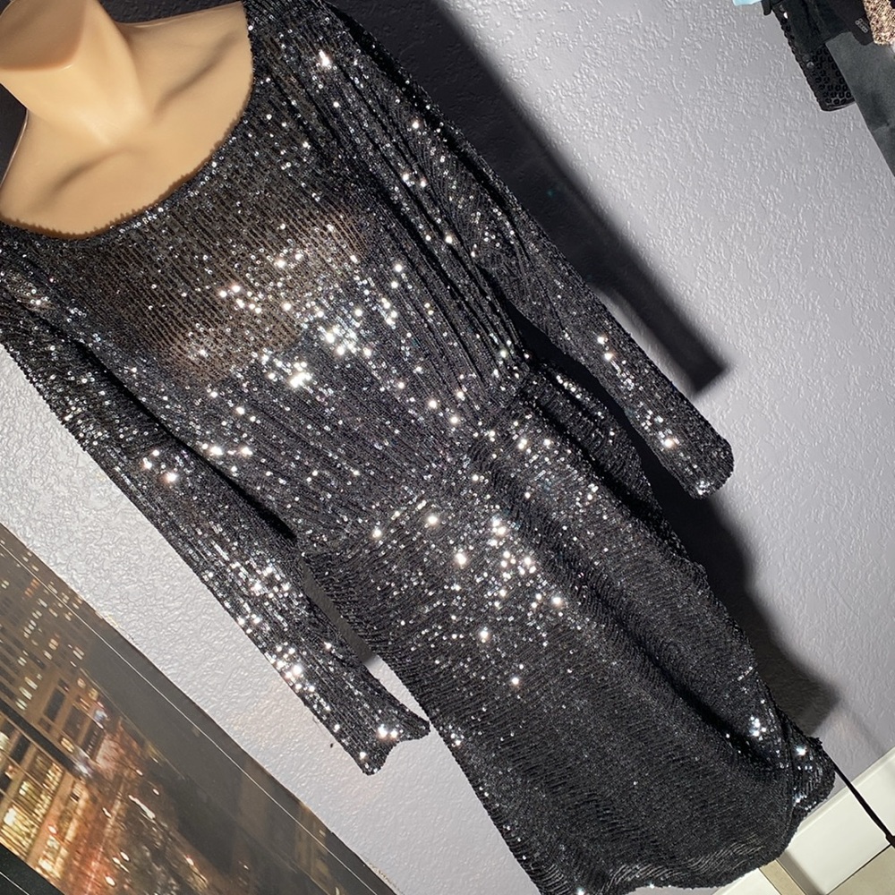 FREE PEOPLE - NWT - dress: black sequin l/s midi w adj. asymmetric skirt - L